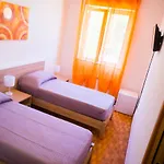 Paradise Beb Oda ve Kahvaltı 3*