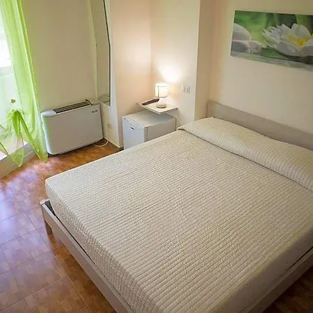 Paradise Beb Bed & Breakfast
