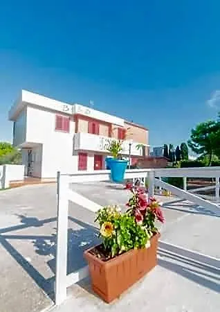Paradise Beb Bed & Breakfast 3*