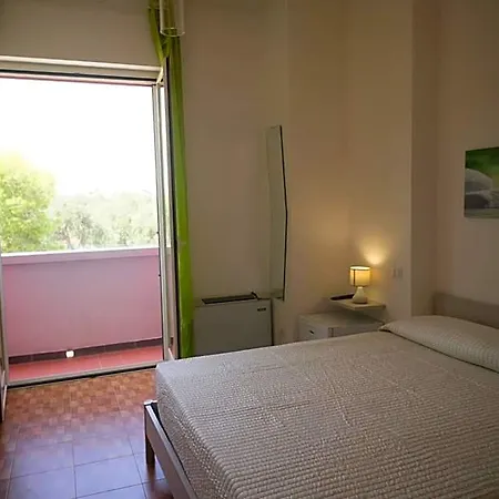 Paradise Beb Bed & Breakfast